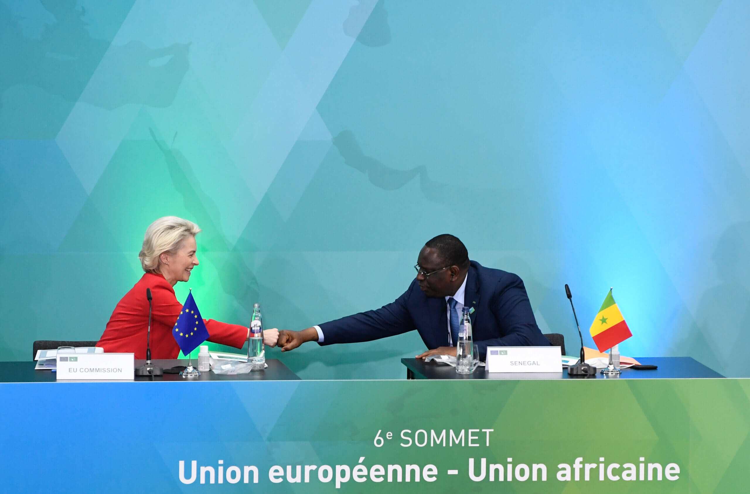 EU-Kommissionspräsidentin Ursula von der Leyen und AU-Vorsitzender Macky Sall bei der Eröffnungszeremonie des EU-AU-Gipfels in Brüssel am 17. Februar 2022. Foto: Europäische Union|||