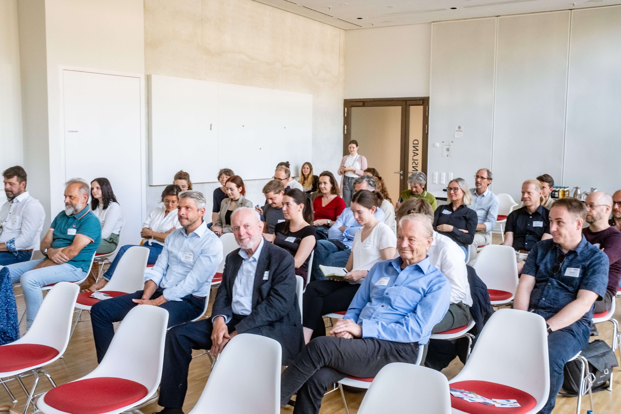 Vierter Halt der Bauwende unterwegs von Gemeinschaftswerk Nachhaltigkeit in Kooperation mit der Deutschen Gesellschaft für Nachhaltiges Bauen (DGNB) in Freiburg am 20.09.2023. Fotos: Martin Ziaja Photography