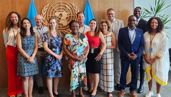 Gruppenfoto von Mitgliedern des Global Forums auf dem HLPF in New York.